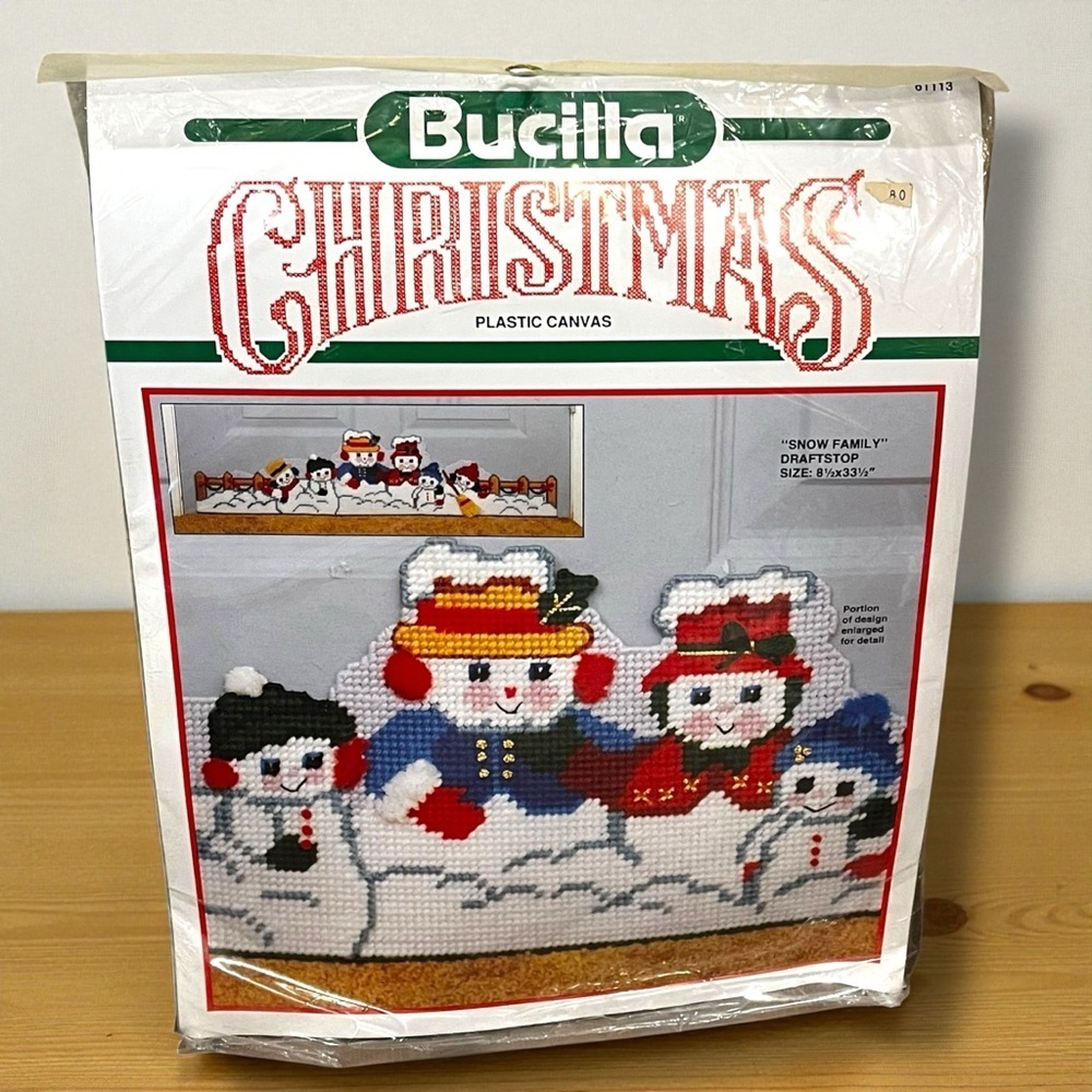 Bucilla Christmas Kit Snow Family Plastic Canvas NEW Vintage